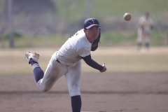 高輪-先発の岩崎 十蔵投手（３年）